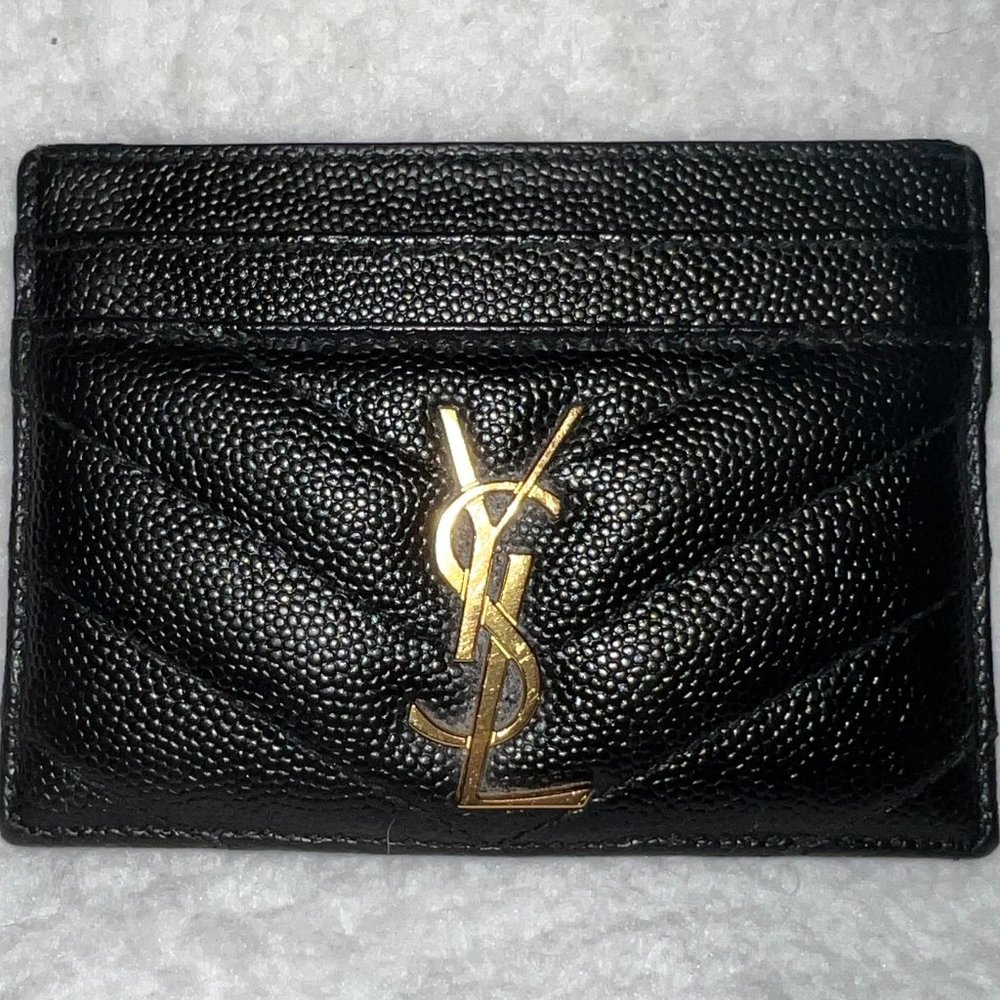 YSL CASSANDRE MATELASSÉ CARD CASE IN GRAIN DE POUDRE EMBOSSED BLACK LEATHER